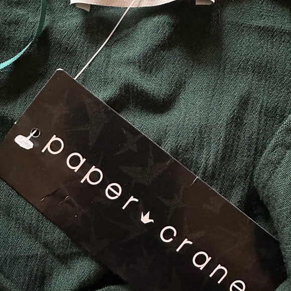 BNWT Paper Crane Women’s Cropped Blouse. Size small - Picture 5 of 6